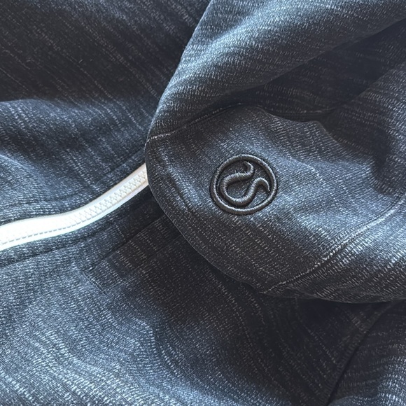 Lululemon Best Coast Hoodie | Black | Size Men's M - Picture 2 of 2